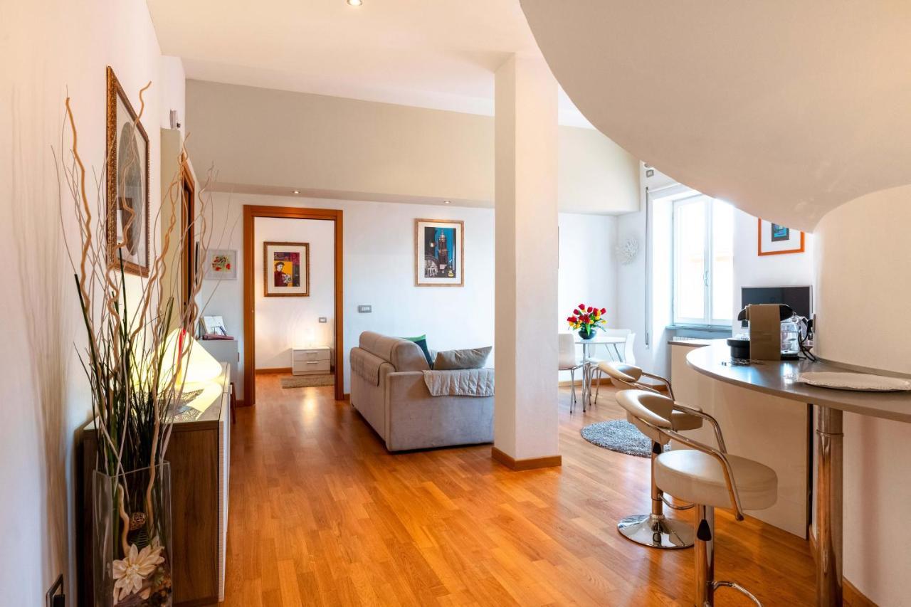 Luxury Flat In Town - Lucca City Center Esterno foto