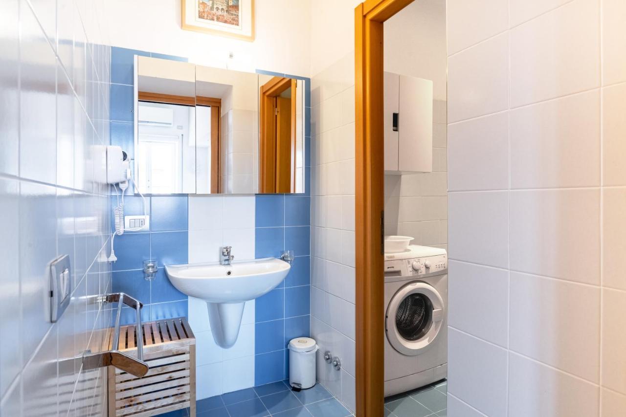 Luxury Flat In Town - Lucca City Center Esterno foto